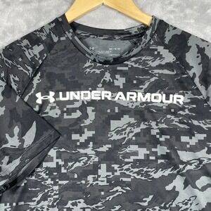 Under Armour T Shirt Men's M Gray Loose Camo Heatgear Activewear Performance